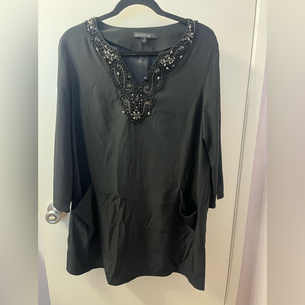 Lafayette 148 Size 8 Elegant Black Beaded Women's Top EUC! PTP 21/100% Silk